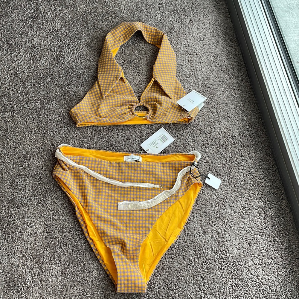 WeWorewhat Emily seersucker tangerine bikini set. NWOT